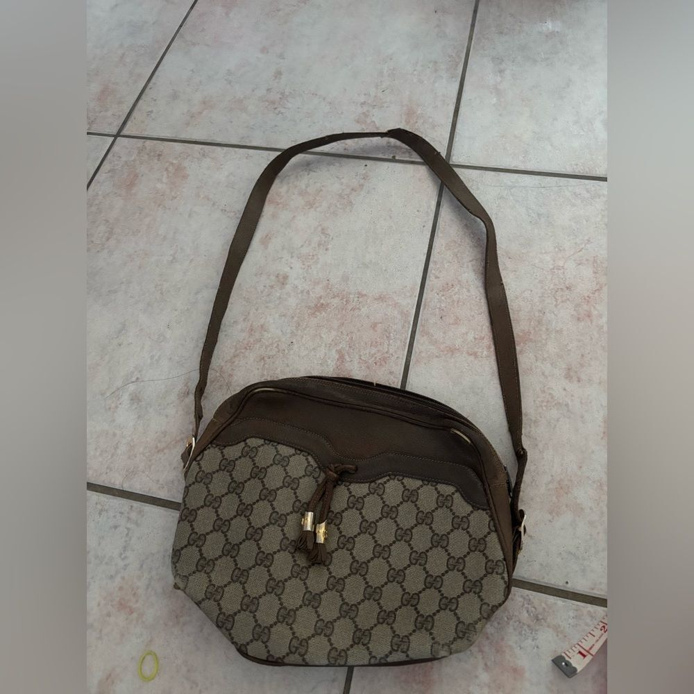 Gucci logo tote gg purse Monogram handbag Shoulder Bag crossbody tassel vintage